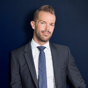 Porträtfoto von Denny Hölscher